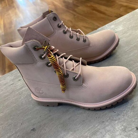 TIMBERLAND WOMEN'S  PREMIUM 6 IN LACE WATERPROOF CAMEO ROSE BOOT  1A5SRF-662 - Picture 1 of 10